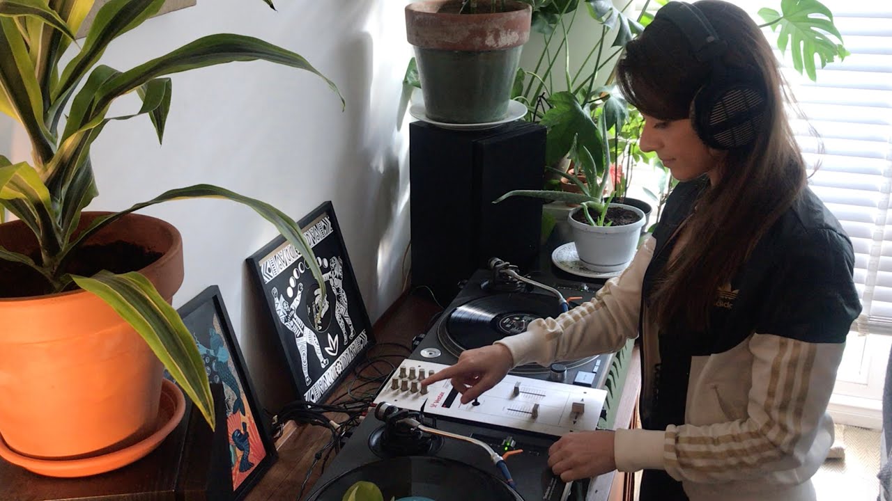 VF Live: Yazz Ahmed VF Live: Yazz Ahmed